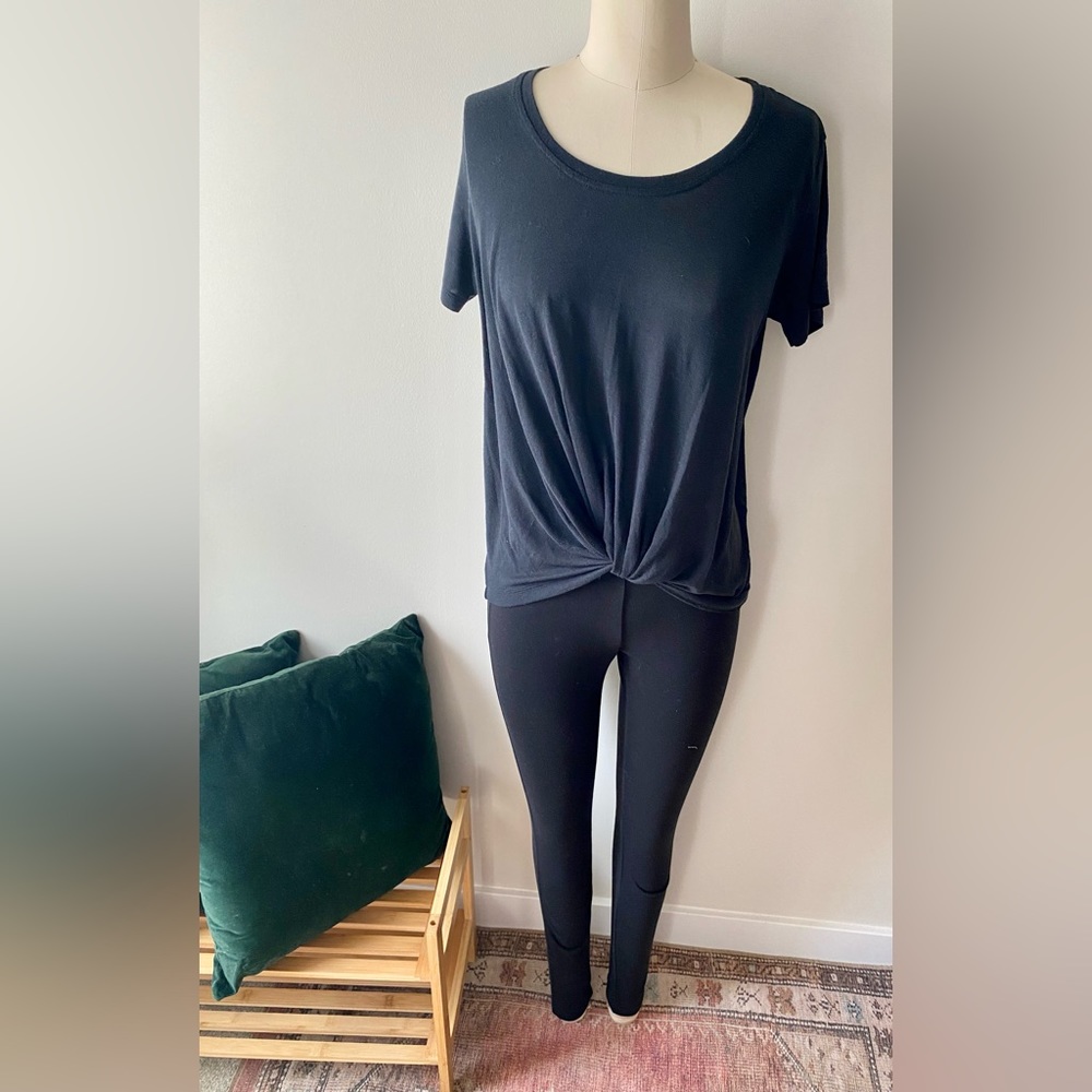 UGG Short sleeve top and bottom 2 piece set